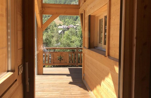 La Salle-les-Alpes Ski Chalet | Prestige Chalet "Le Lorgnon" Serre Chevalier