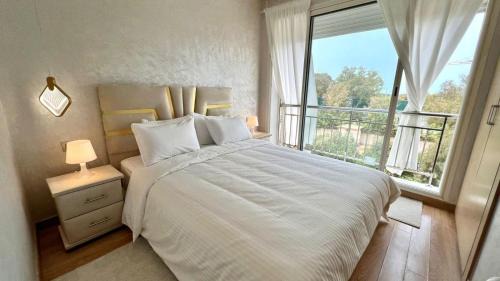 Hay Riad Apartment | Prestigia Hay Riad, Appartement Moderne au Style Chic