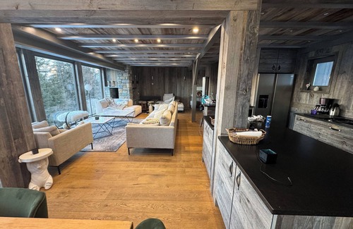Vallandry Ski Chalet | Prestigious chalet, sleeps 12, sauna, jacuzzi, 100 m from the slopes