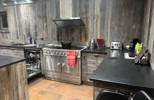 Vallandry Ski Chalet | Prestigious chalet, sleeps 12, sauna, jacuzzi, 100 m from the slopes