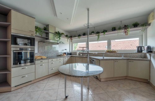 Lampertheim Villa | Prestigious villa 300 m2 with indoor pool, near Strasbourg