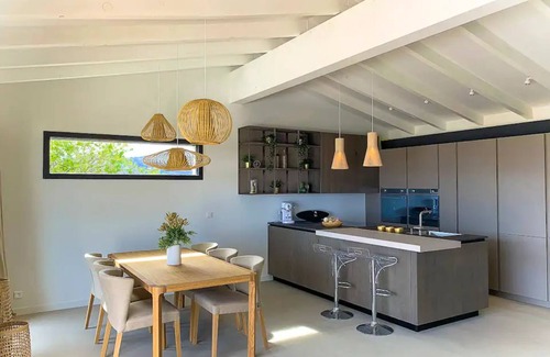 Santa Giulia Villa | Prestigious villa - Santa Giulia - 180° sea view