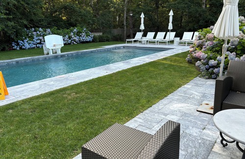 East Hampton House | Prestine 5-bedroom house in East Hampton, walk to town and ocean beaches.