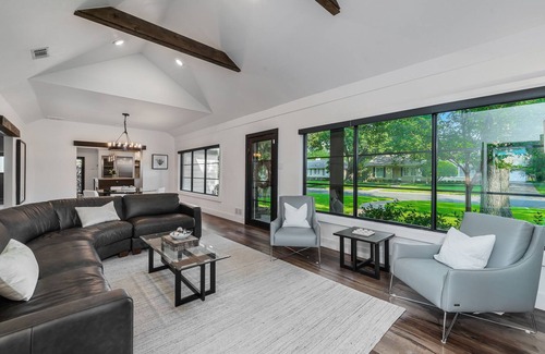 Preston Hollow House | Preston Hollow Gem with Backyard Oasis