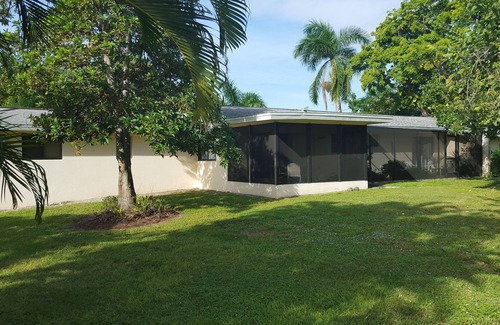 Pineland House | Prettiest Sunset View Pine Island, Waterfront Home on Water