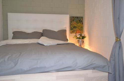 Freiburg im Breisgau Apartment | Pretty 2-room apartment, cable TV, WiFi, balcony, etc.