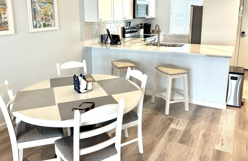 Key Allegro House | Pretty bayfront townhouse with private dock and spectacular views. Sleeps 6.