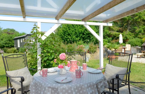 Boltenhagen House | Pretty bungalow with fireplace in Boltenhagen