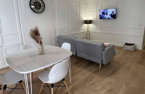 La Ferte-sous-Jouarre Apartment | PRETTY CITY APARTMENT