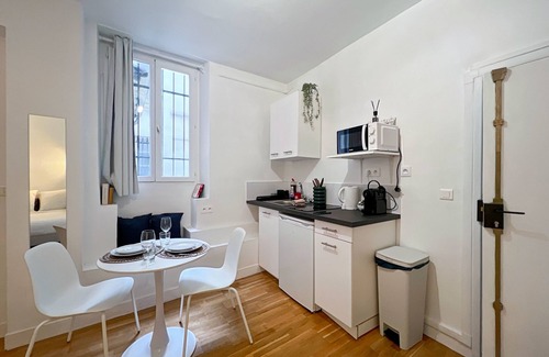 Bercy Apartment | Pretty cocoon near the Bastille