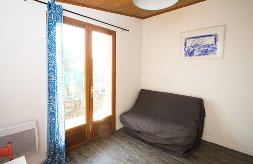 Mireval Apartment | Pretty detached F1 with garden close to the beach