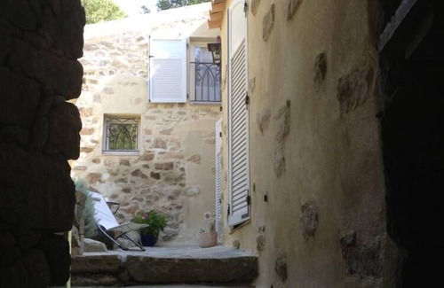 Montegrosso House | pretty house in duplex courtyard garden Cassano 20 'beach Calvi/Ile-Rousse