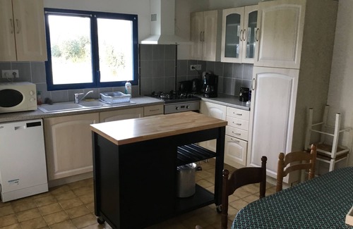 Ploudalmezeau House | Pretty house with large garden 250 metres from the superb Tréompan beach