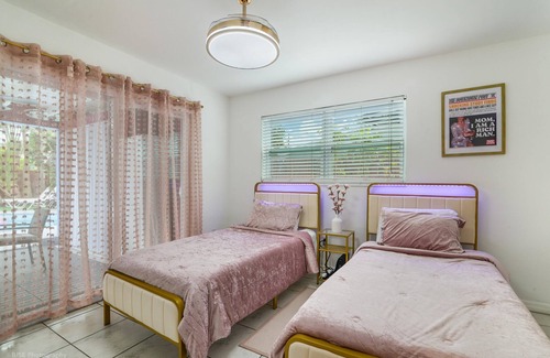 Sunset House | Pretty in Pink - Pool - Vanity Area - Coffee Nook