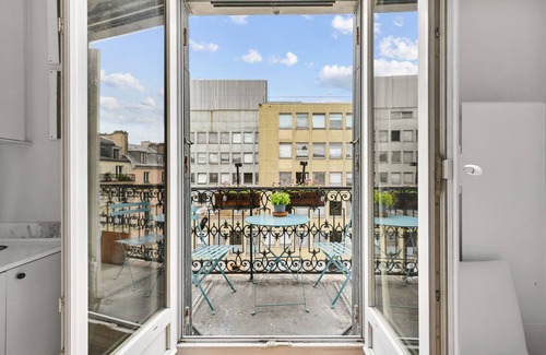 Ternes Apartment | Pretty on the Promenade, by Veeve