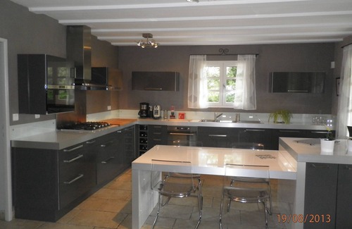 Moules Other | Pretty Provencal farmhouse near Arles