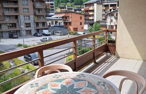 Bourg-Saint-Maurice Apartment | Pretty rare gem in the heart of the village