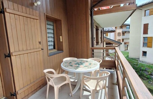 Bourg-Saint-Maurice Apartment | Pretty rare gem in the heart of the village