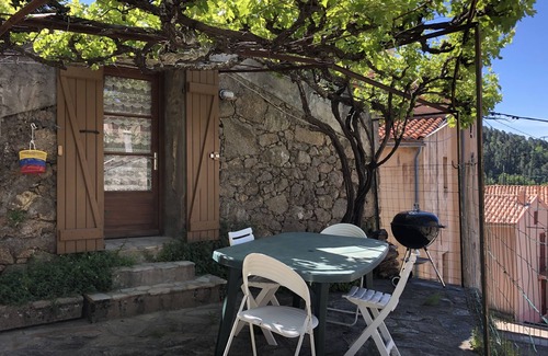 Evisa House | pretty stone house in the heart of the village