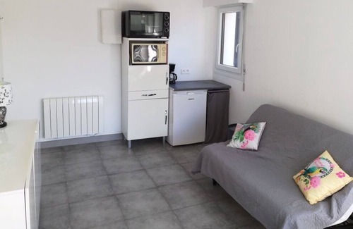 Ambleteuse Apartment | Pretty Studio ambleteuse feet in the water near audresselle and wimereux