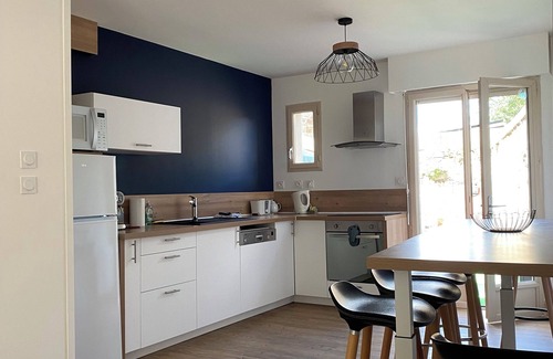 Dol-de-Bretagne House | Pretty town house ideally located 5 minutes' walk from the station.