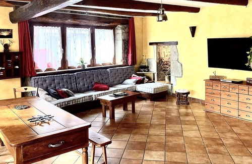 Bourg-Lastic House | Pretty village house, near the Sancy massif