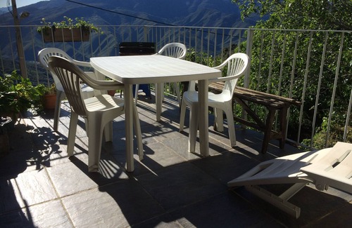 Bisinchi House | pretty village house between sea and mountains in a peaceful and freshness