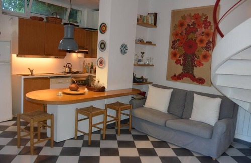 Cinque Terre Villa | Pretty White house - Stunning Villa by the beach