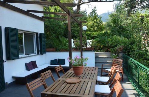 Cinque Terre Villa | Pretty White house - Stunning Villa by the beach