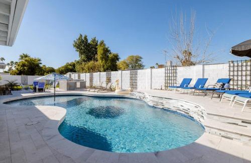 Raskin Estates House | Prickly Pear