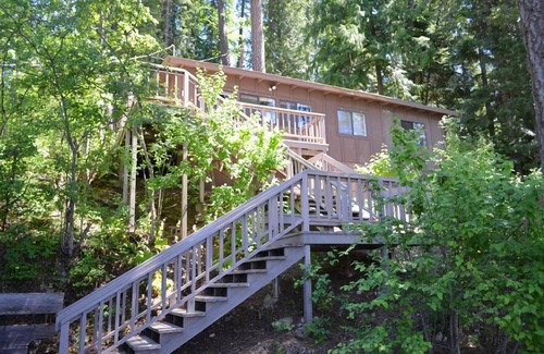 Coolin Cabin | Priest Lake Waterfront with Incredible View!
