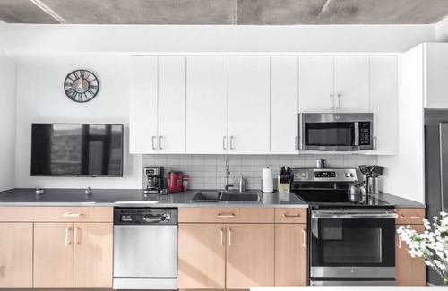 Five Points South Apartment | Prime 2BR Stay | Five Points & Nightlife 10th