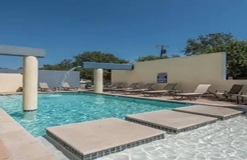 Dallas Apartment | Prime and convenient 1-bedroom apartment in fabulous Oak Lawn Dallas!