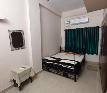 Bhopal Villa | Prime Area 1BHK Full AC Budget Stay
