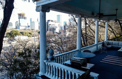 Clarksville Apartment | Prime Castle Hill/Clarksville Location Amazing View (Monthly)
