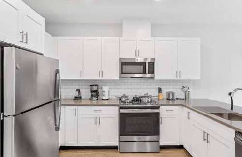 Hackensack River Waterfront Apartment | Prime Condo for the Family in Central Jersey Citynn