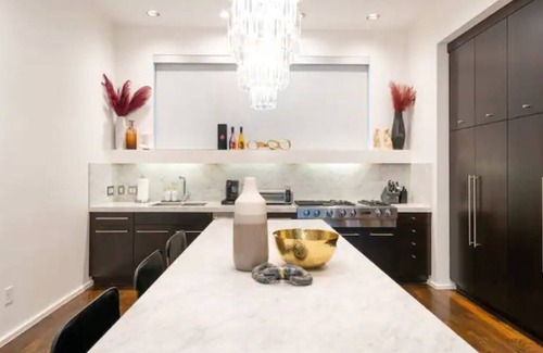 Washington Ave./ Memorial Park House | Prime Loc Modern Luxury Rooftop Deck Views