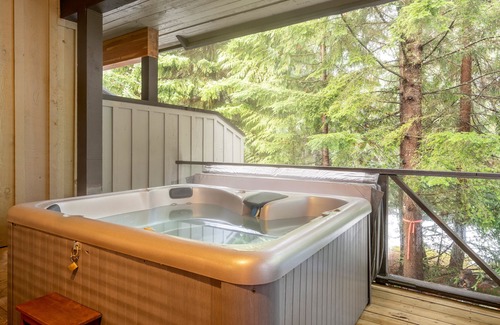 Upper Village House | Prime Location 3.5BR | Private Hot Tub | Garage | Walk to Slopes | Managed by Aloha Whistler