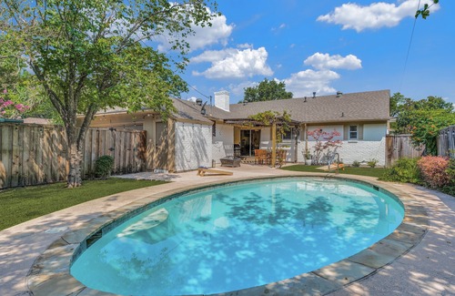 Lakewood House | Prime location chic 4BR home with charming pool and yard