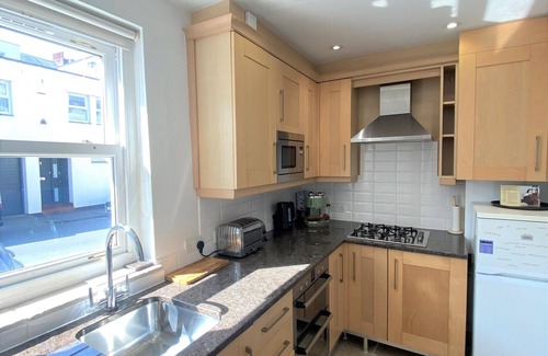 Clifton House | Prime Location- Detached Clifton Home With Parking