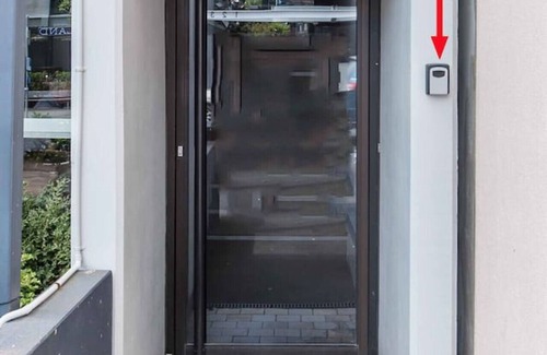 Saint Albans Apartment | Prime Location Handy CBD& Restaurants