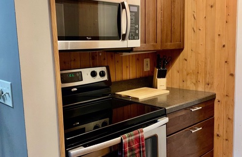 Clymer Condo | Prime Location! Next to Main Lodge, Mountain&Summer Adventures. 3Bed&3Full Bath.