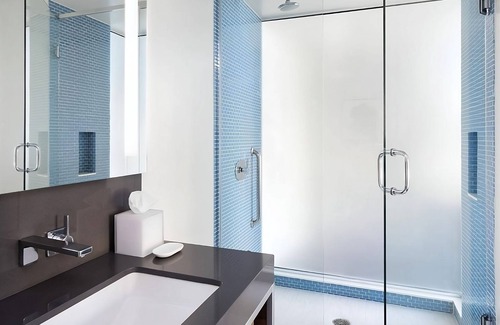 Downtown Minneapolis Hotel | Prime Location! Pet-friendly Property Close to American Swedish Institute