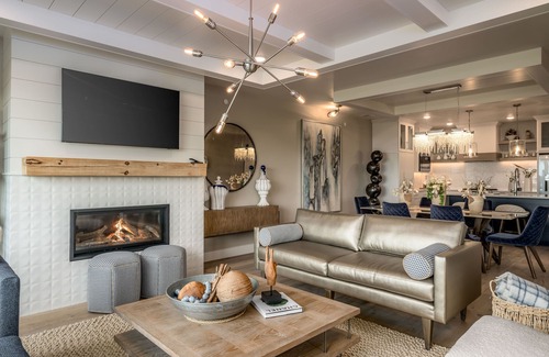 Sister Bay Condo | PRIME LOCATION! Professionally designed amenities boasting a picturesque view