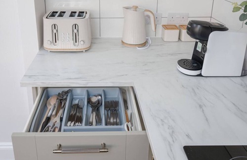 Southwold House | Prime Location, Southwold Gem, Sleeps 8