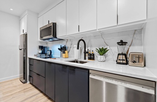 Oak Cliff Apartment | Prime Location: Stylish 1BR Retreat in Bishop Arts