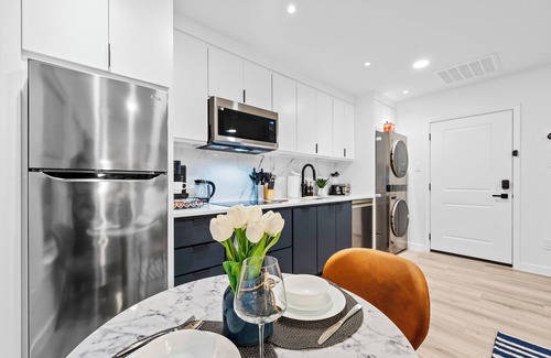 Oak Cliff Apartment | Prime Location: Stylish 1BR Retreat in Bishop Arts