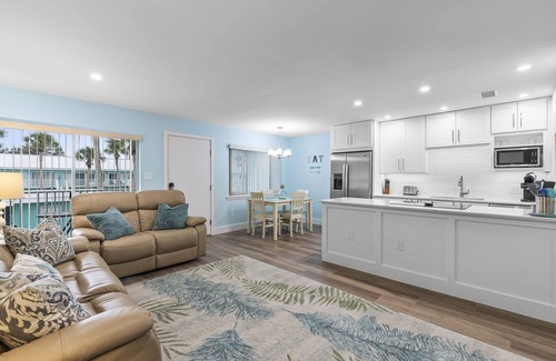 New Smyrna Beach Condo | ☀️Prime Location-We love Snow❤️Birds-Lux Amenities-Coronado Arms B-18☀️