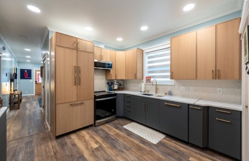 Downtown Juneau Apartment | Prime Location with Luxury Amenities - walk everywhere