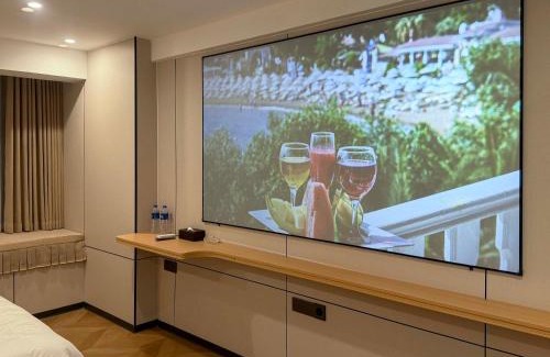 Haizhu Hotel | Prime Pazhou Aparthotel - Pazhou Station Line 8 and 11 - Steps away from Canton Exhibition Center